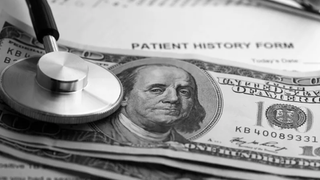 Women Doctors Make Less Than Male Doctors, Even Though They're Probably Better at Their Jobs